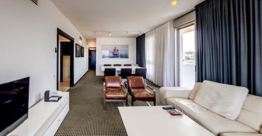 Beach Luxury Apartments And Suites テル・アビブ エクステリア 写真